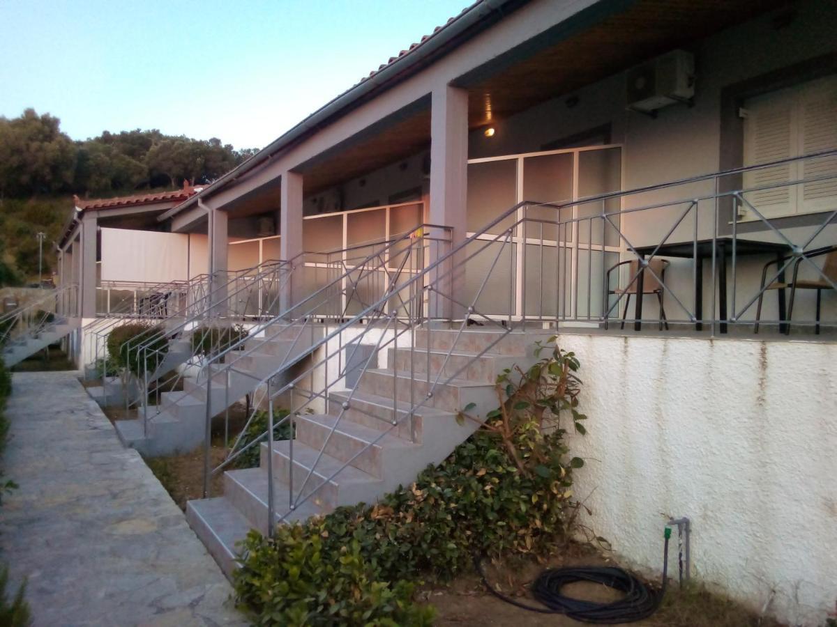 Panorama Rooms Kastro-Kyllini Exterior foto